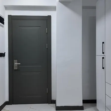 Apartment Farazarooms