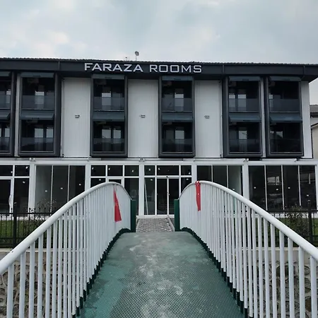 Apartment Farazarooms *